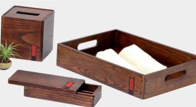 Wood / Lacquer 145-190